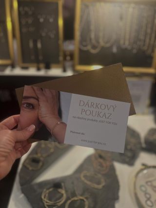 Pokud si nejste jistí, že byste vybrali správný dárek, barvu, velikost … nechcete riskovat … poukaz je řešením 👍🏻… můžete...